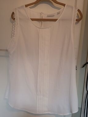 New York & Company White Sleeveless Pleated Front Blouse